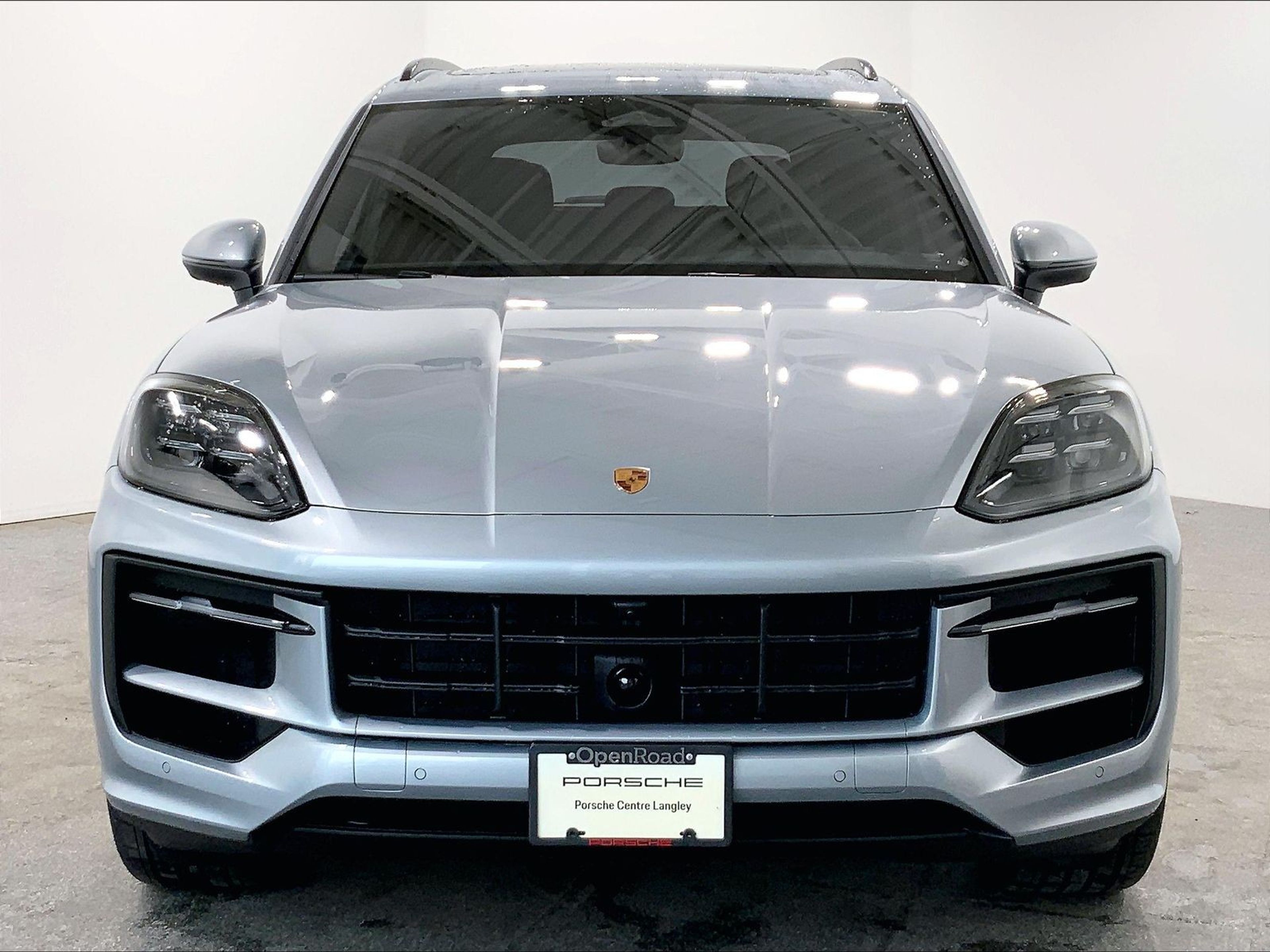 Dolomite Silver Metallic 2026 Porsche Cayenne AWD SUV / Crossover All-Wheel Drive Automatic