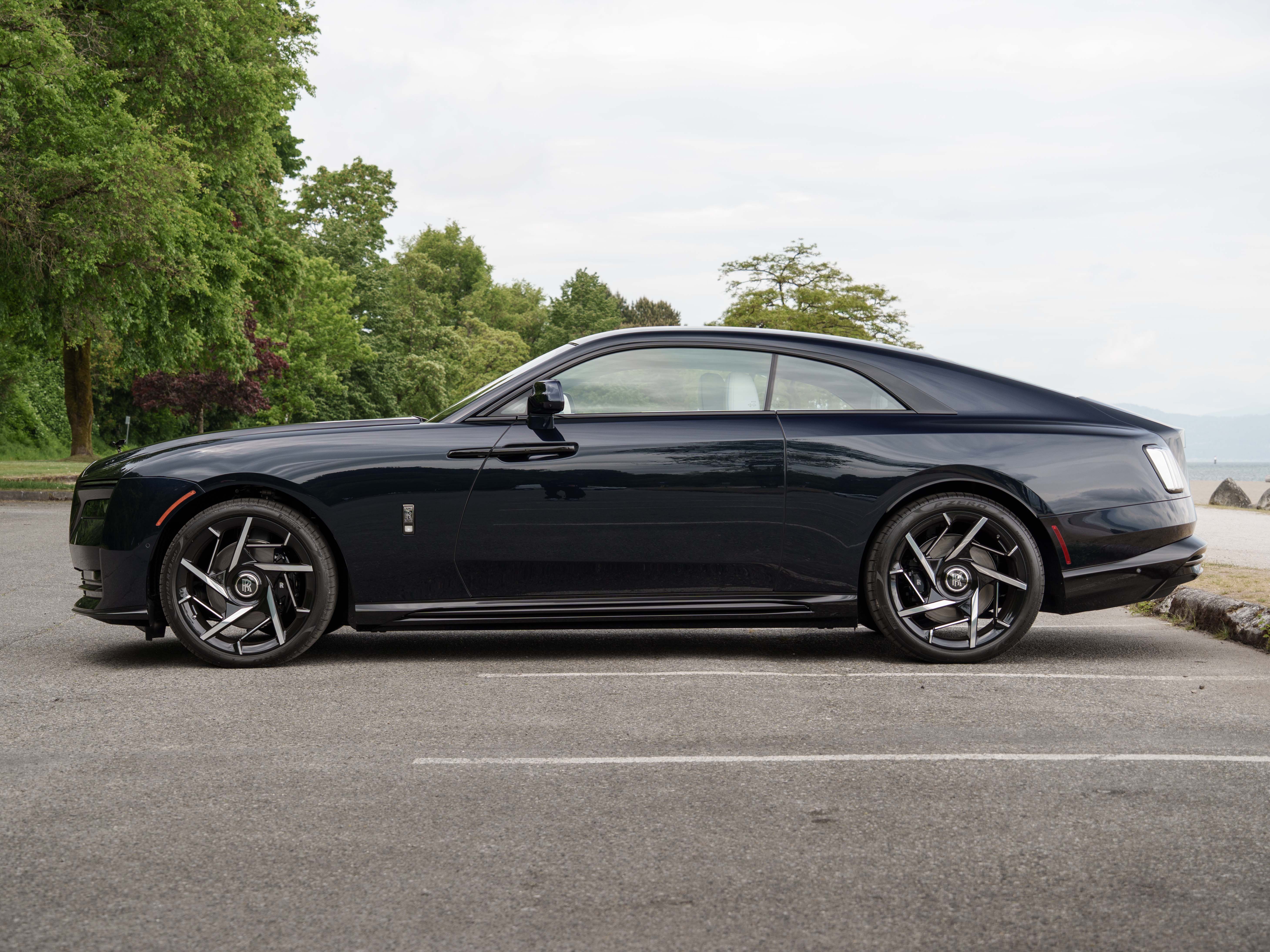 2025 Rolls-Royce Black Badge Spectre AWD