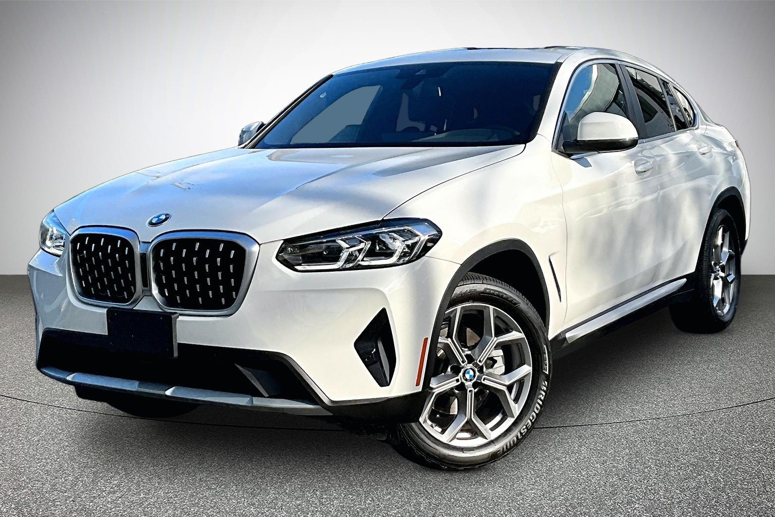 Alpine White 2024 BMW X4 SUV / Crossover All-Wheel Drive Automatic