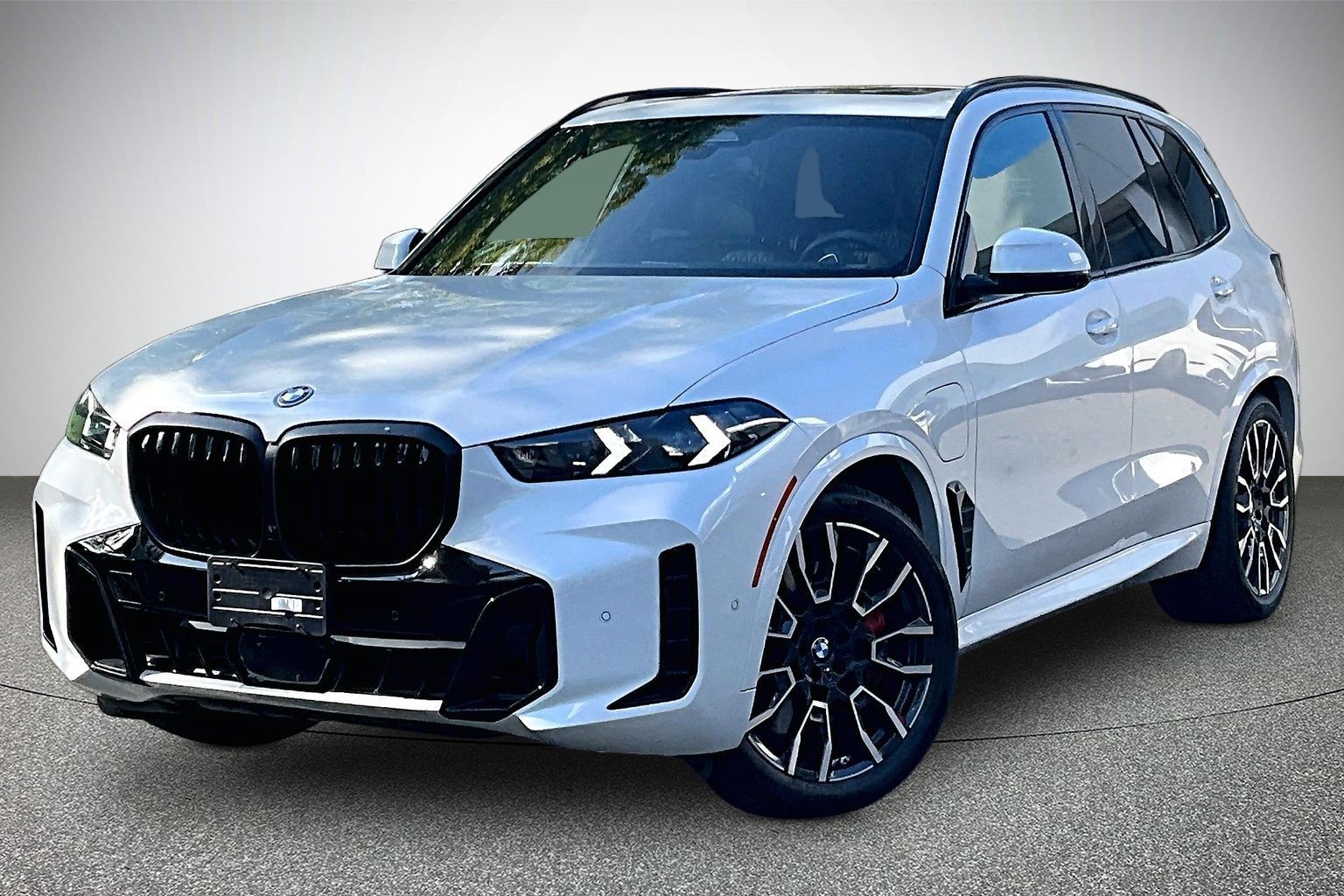 Mineral White Metallic 2026 BMW X5 SUV / Crossover All-Wheel Drive Automatic