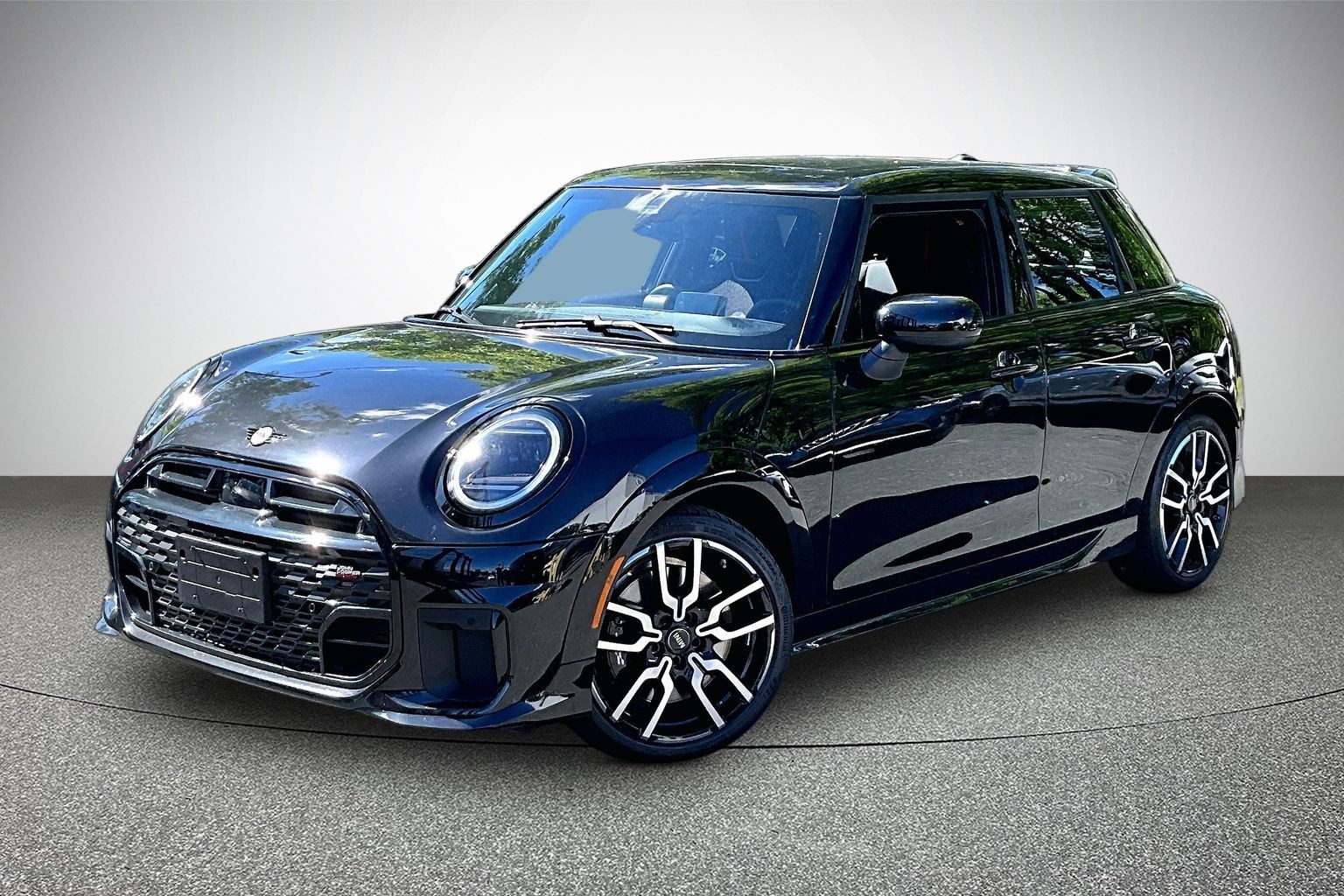 Chili Red II 2025 MINI Cooper S 4-Door Hatchback FWD Hatchback Front-Wheel Drive Automatic