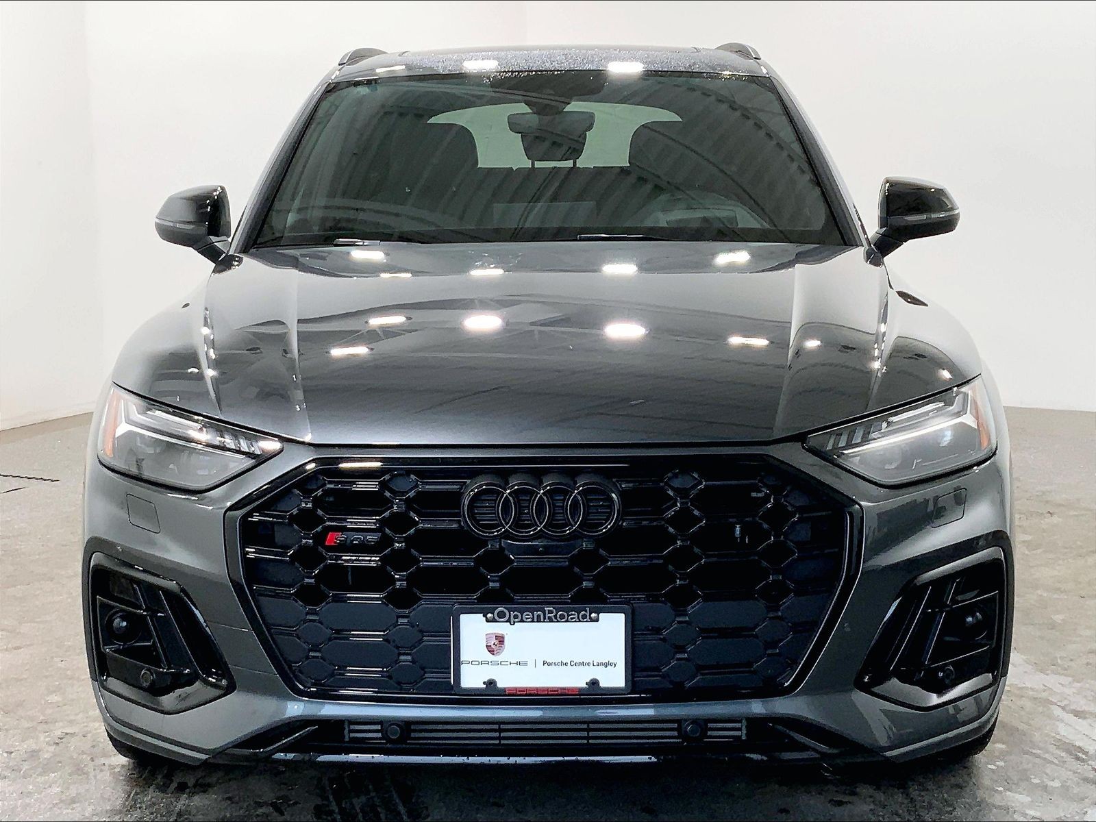 Gray (Daytona Grey Pearl Effect) 2025 Audi SQ5 SUV / Crossover Automatic