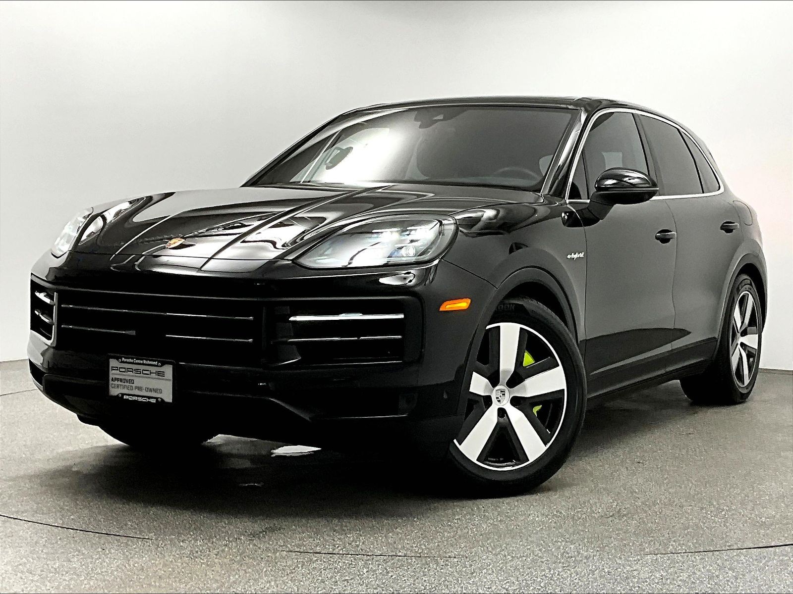 2025 Porsche Cayenne AWD